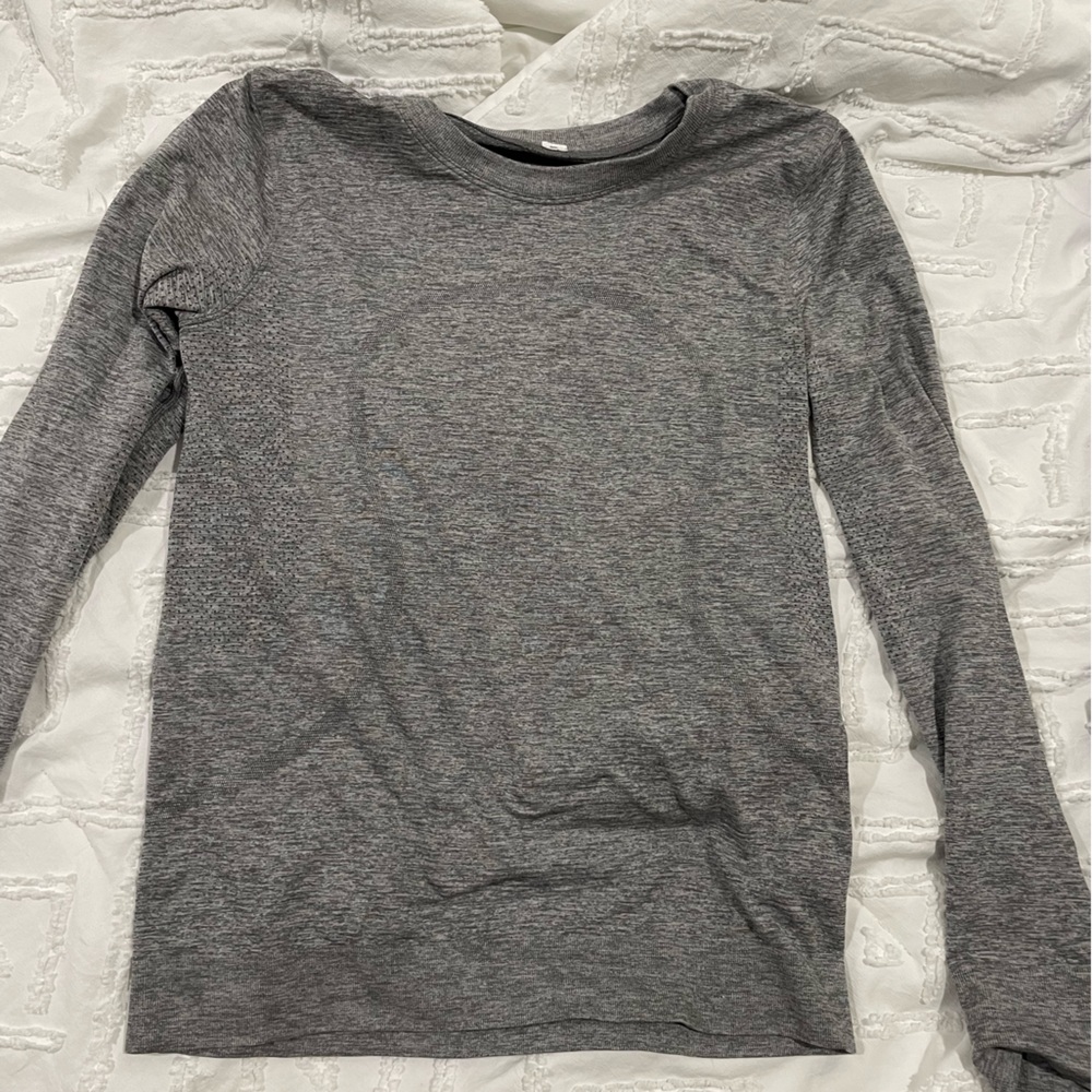 lululemon long sleeve gray swiftly size 4